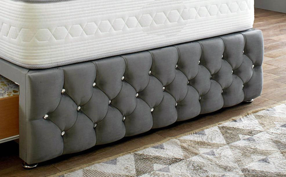 Regency Divan Bed Set With Tall Button Headboard Plus Footboard