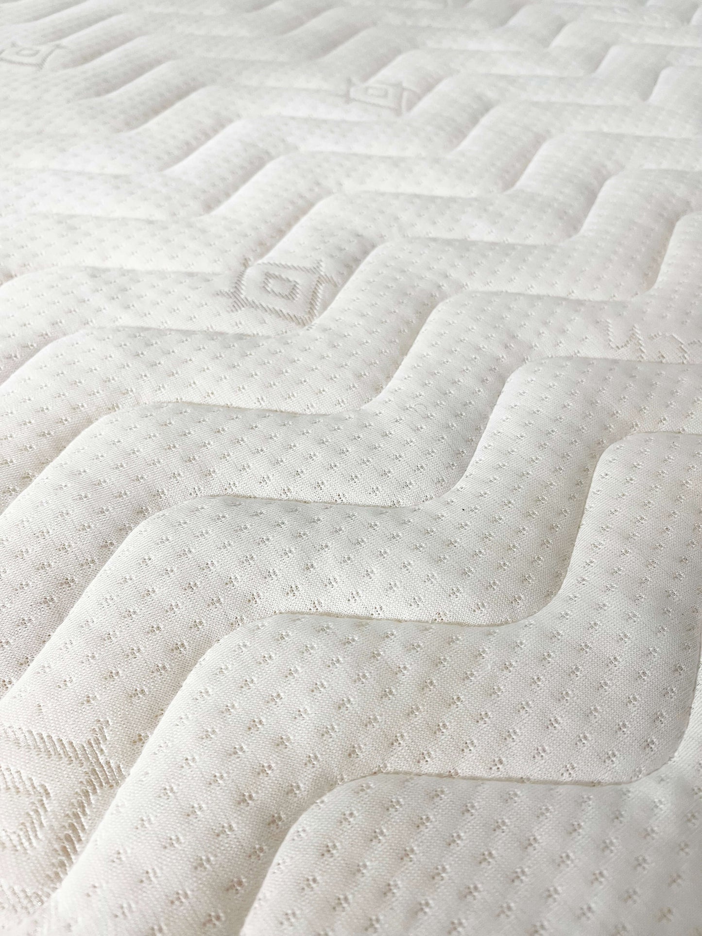 Andalusia-Memory-Foam-Mattress-image-3